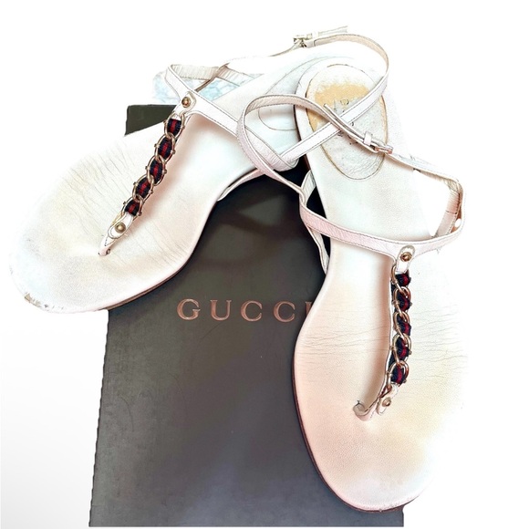 GUCCI Authentic White Sandals - Size 38.5 - Flat Thong Red/Blue Ribbon Chain - Picture 2 of 13